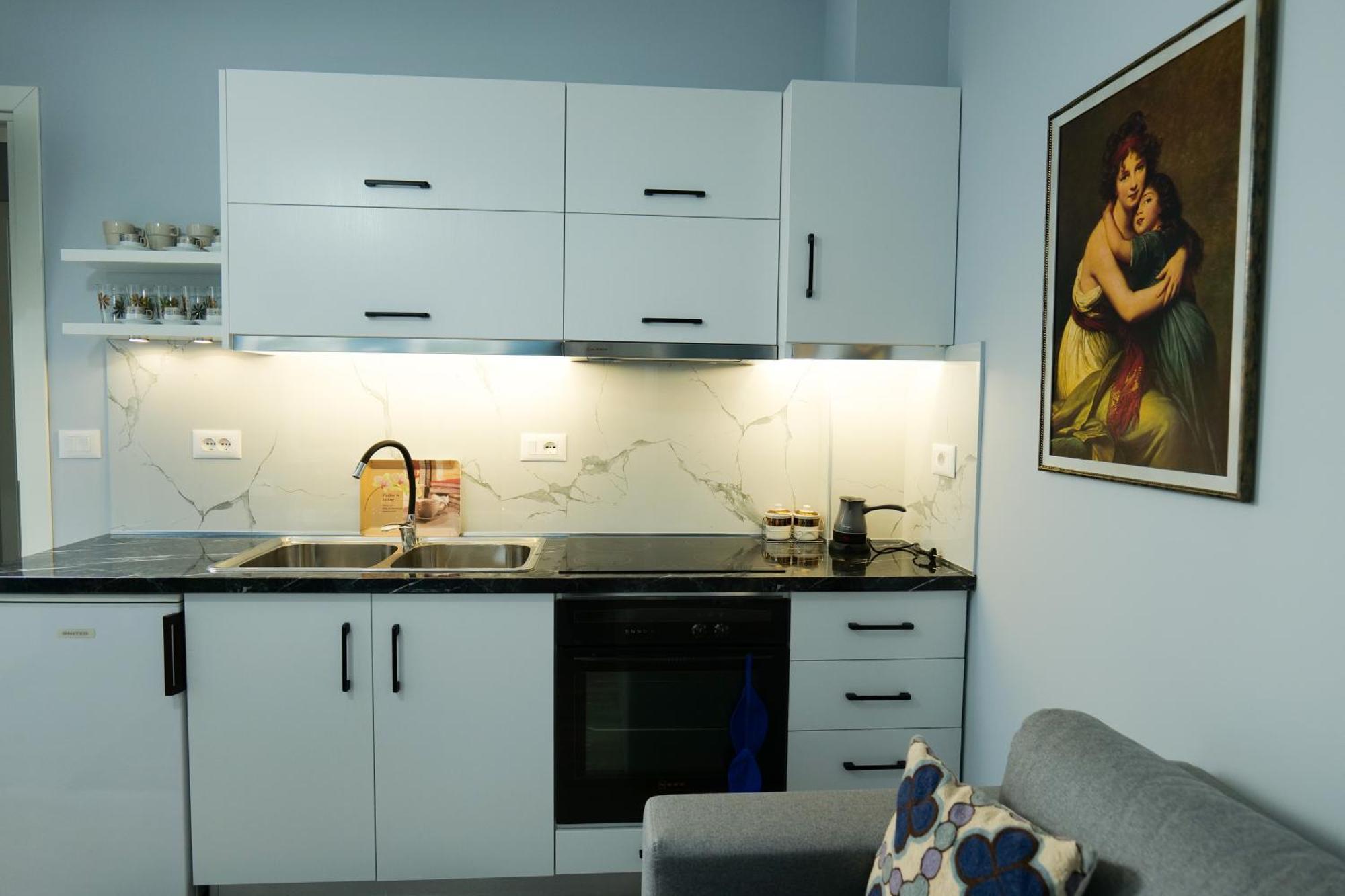 Travelers' Korca Home 外观 照片