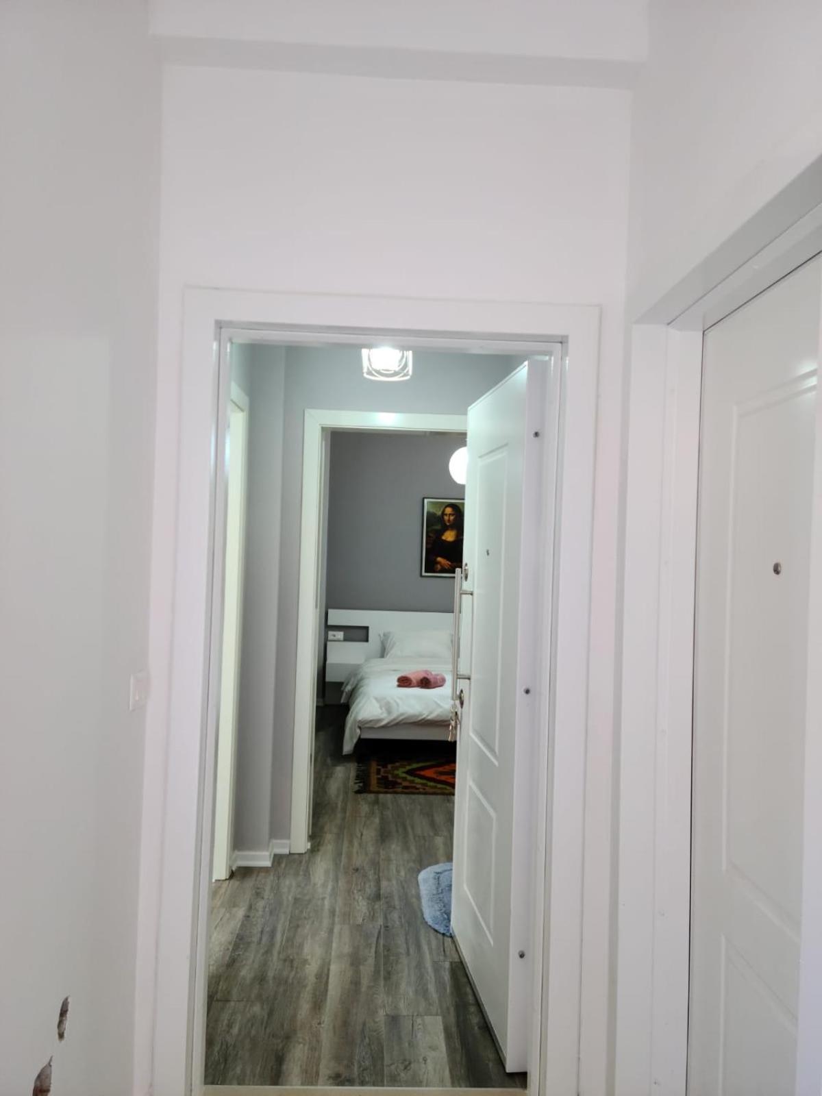 Travelers' Korca Home 外观 照片
