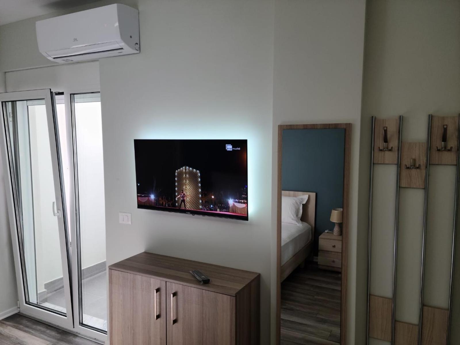 Travelers' Korca Home 外观 照片