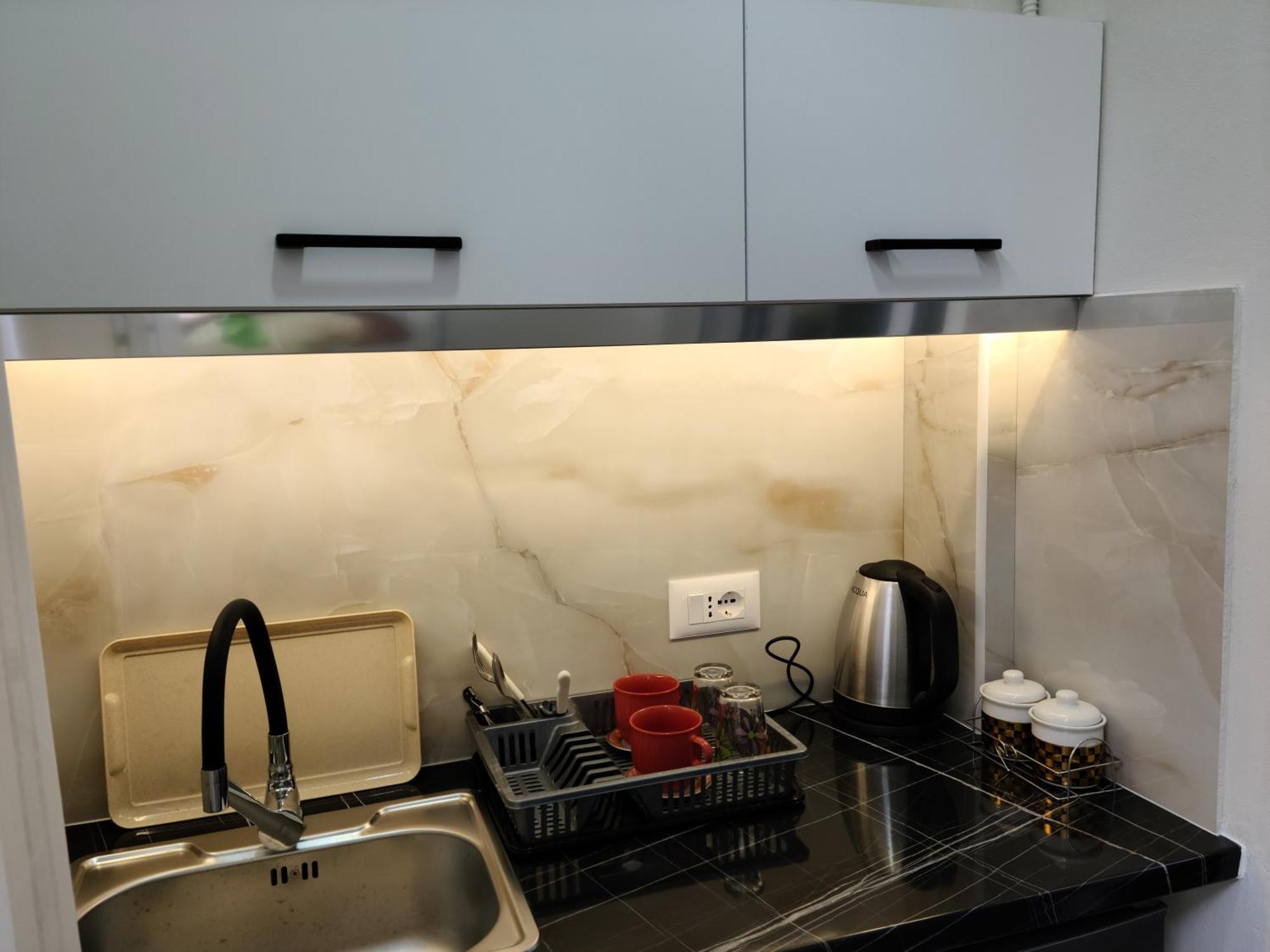 Travelers' Korca Home 外观 照片