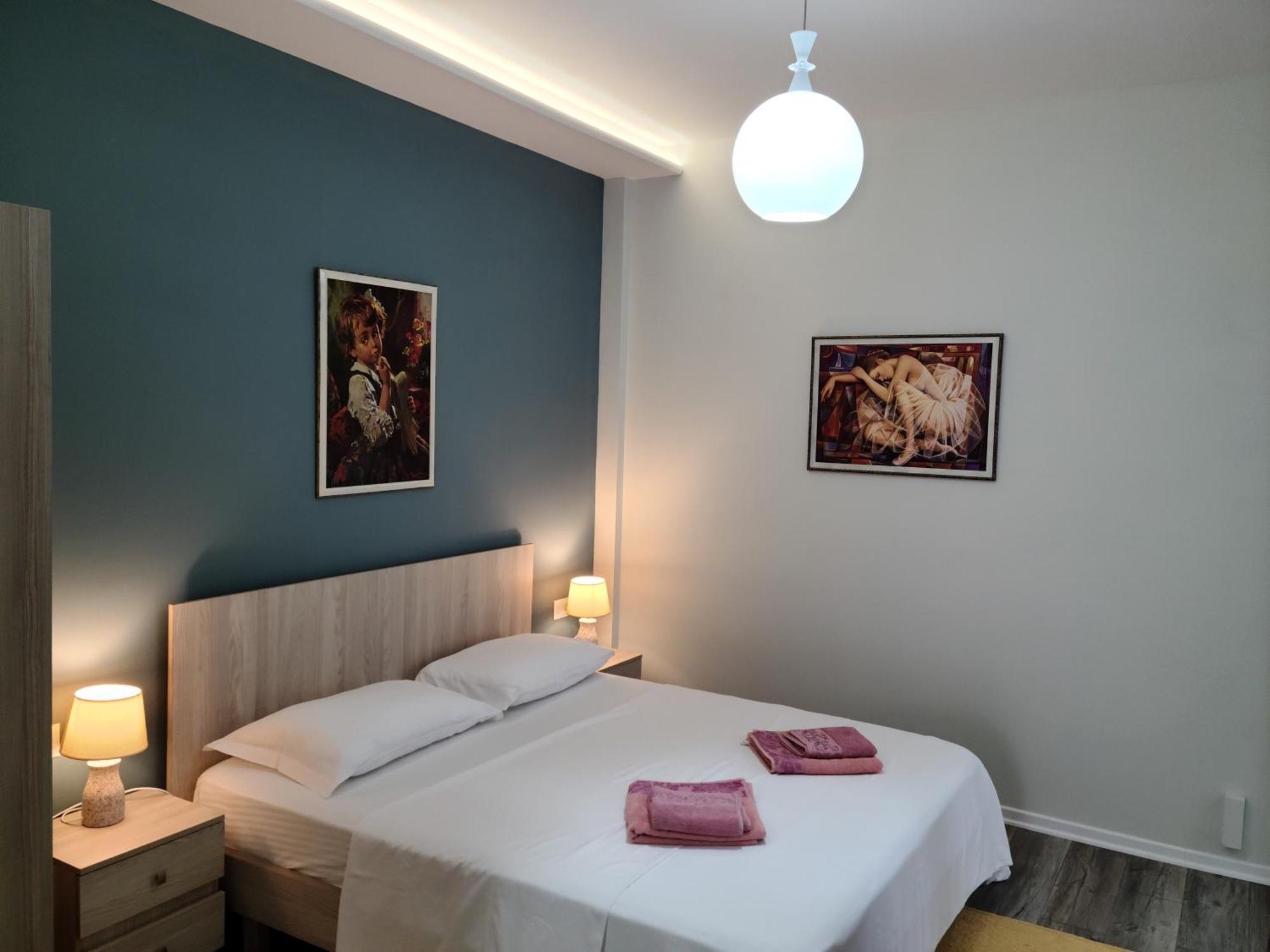 Travelers' Korca Home 外观 照片