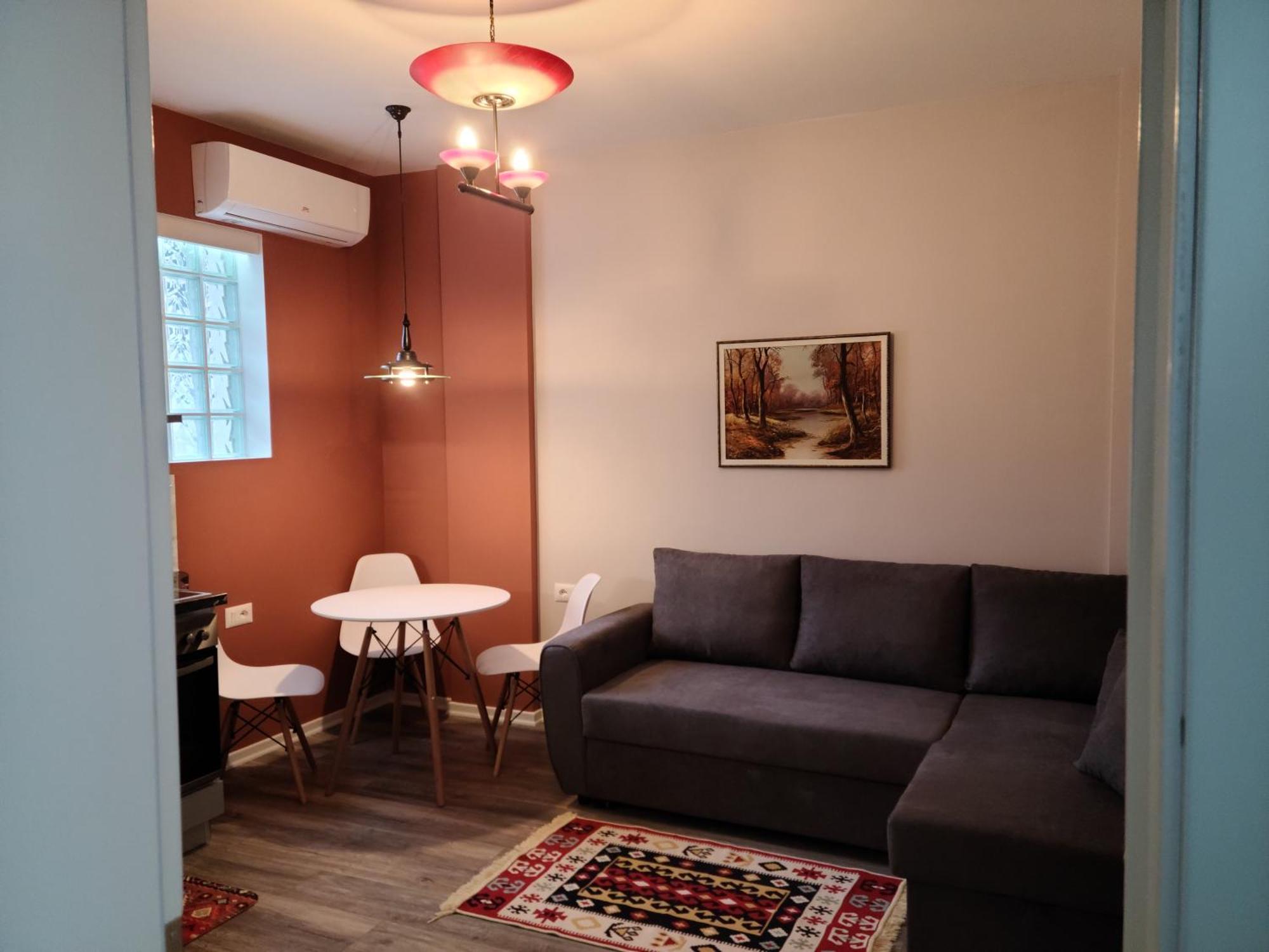 Travelers' Korca Home 外观 照片